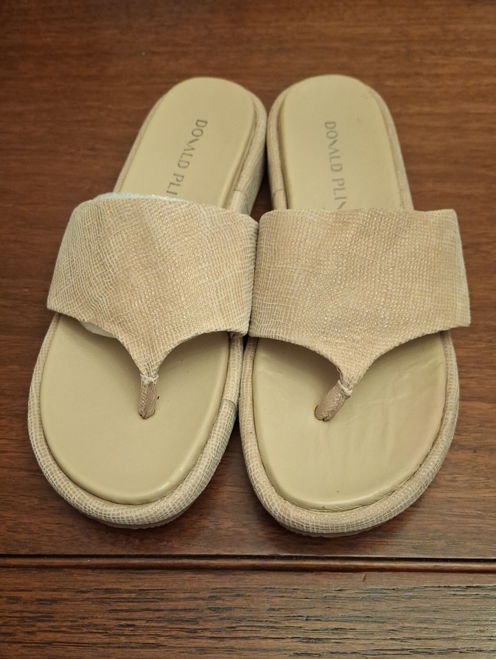 Donald J. Pliner Neutral Beige Textured Slide Sandals 6M